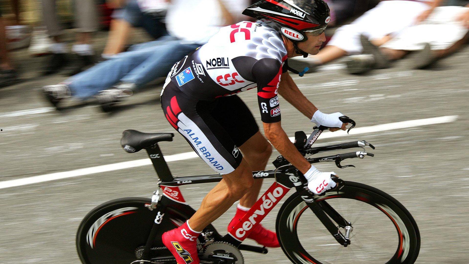 萨穆埃尔力挺新生代，帕斯获誉蓝白军团未来基石