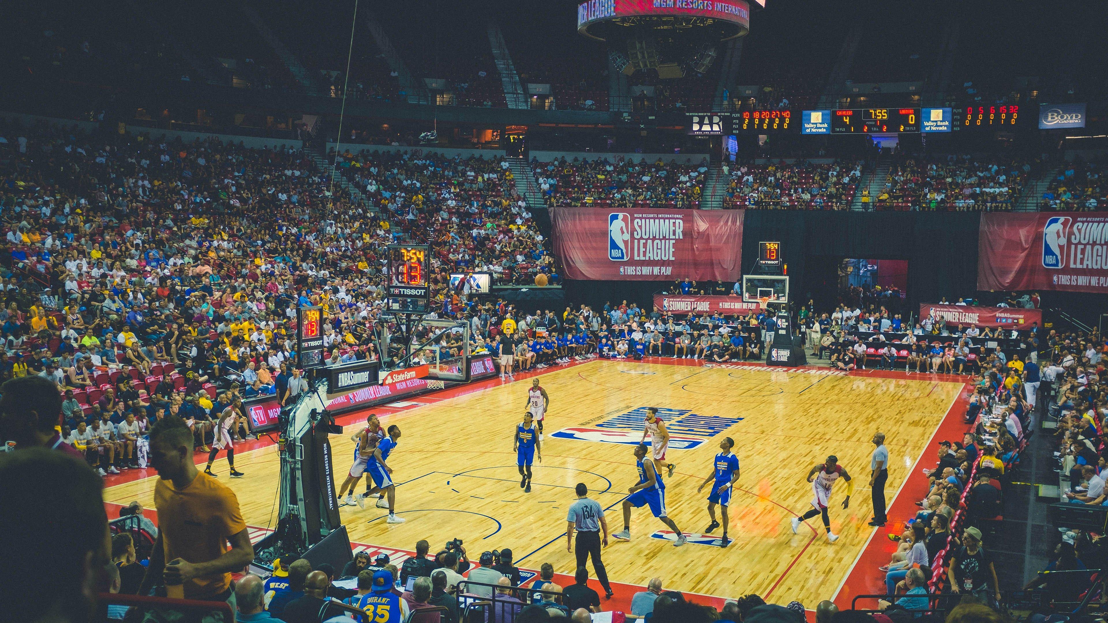 高原热浪席卷春城 云南省城市篮球联赛总决赛战鼓擂动