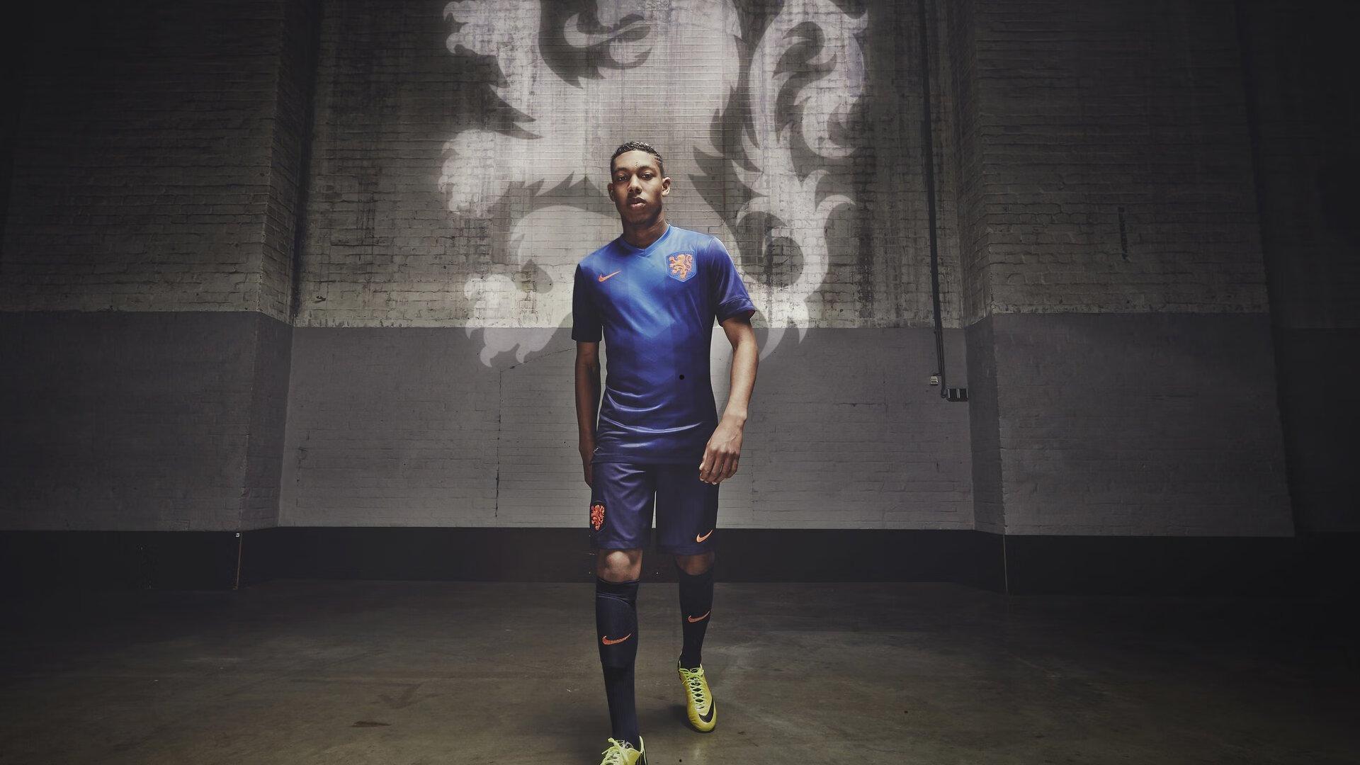 17分溃败吞九连败苦果 西部垫底泥潭深陷 新秀争议举动点燃赛场冲突